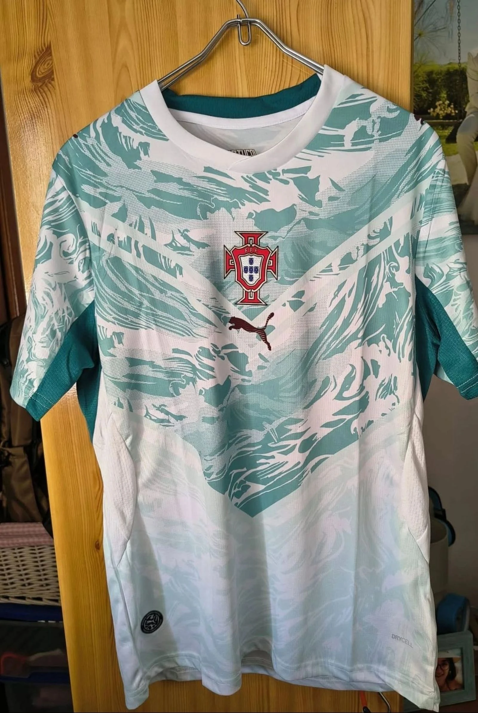 Camisola Portugal Secundária L